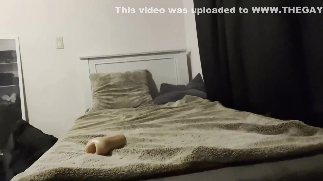 Chillin And Sagging In Bed While I Fuck My Toy - Sexysaggeryo