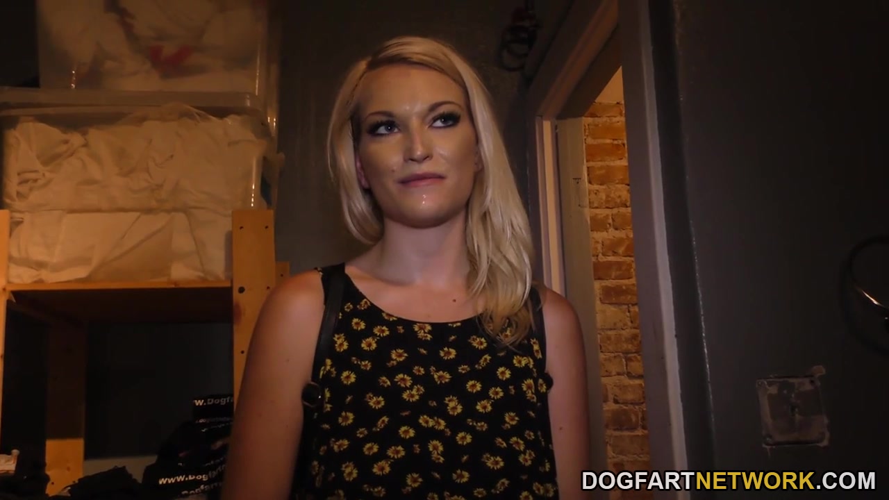 Skylar Madison Sucks Everyone Who Has Black Cock