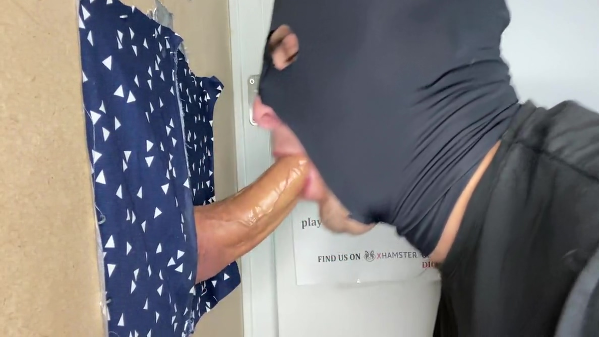 Diqsuqr - Gloryhole Sucking A Regular Client