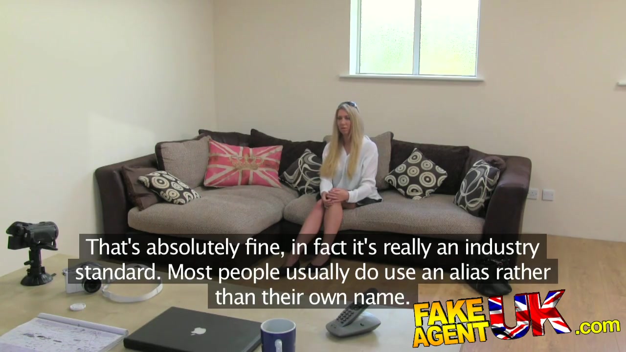 FakeAgentUK Stunning blonde gets bus fare home
