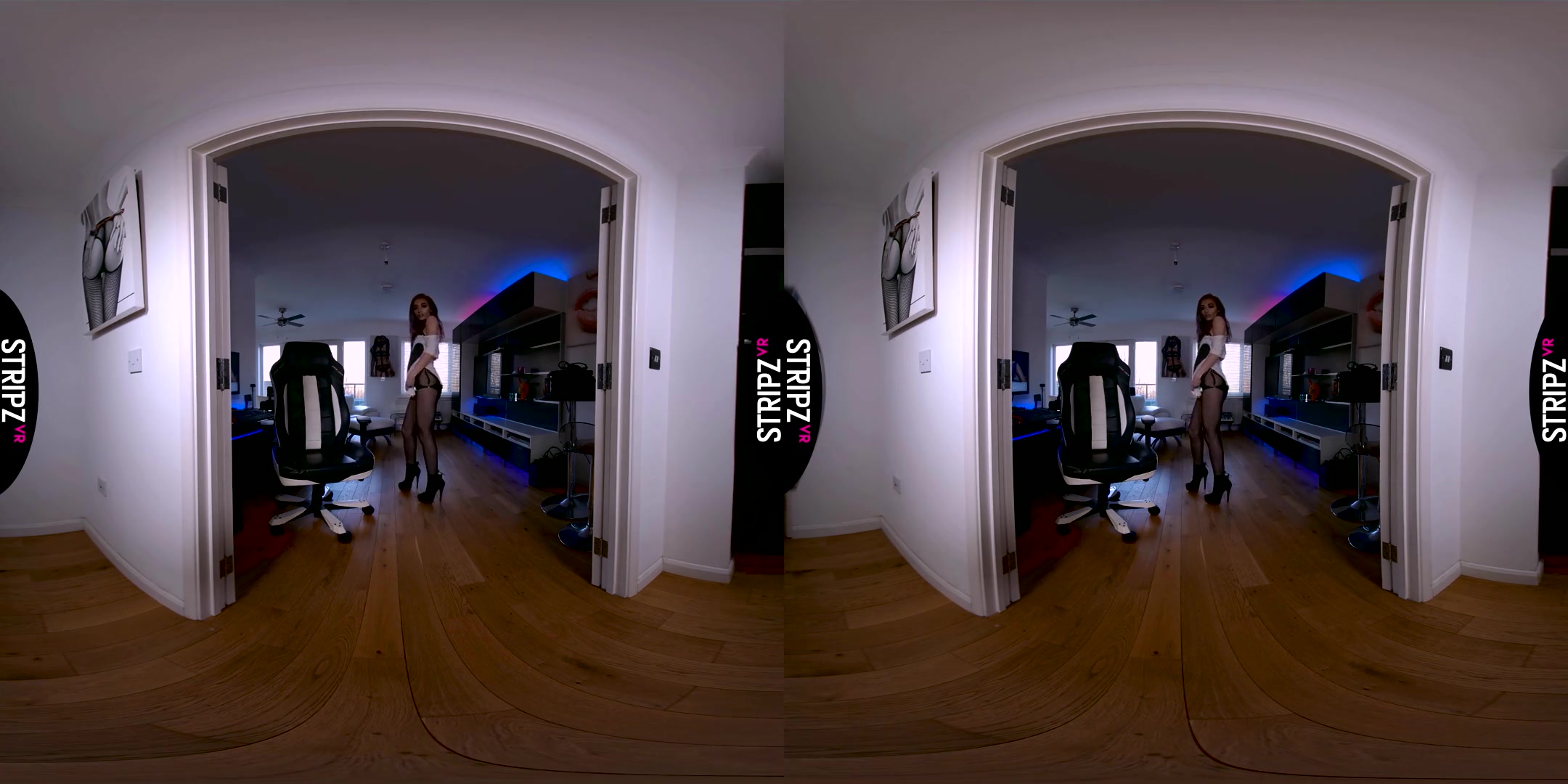 Jizzles in Dark Heart - StripzVR