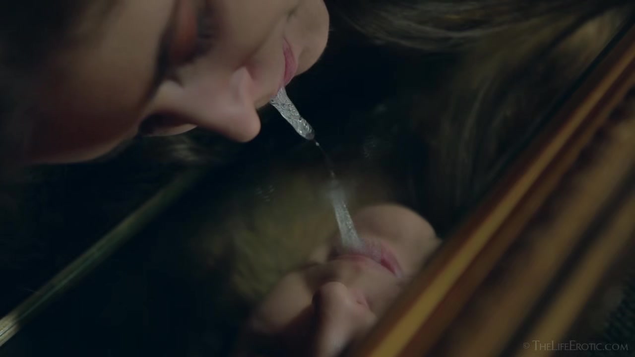 Mirror 2 - Emily J - TheLifeErotic