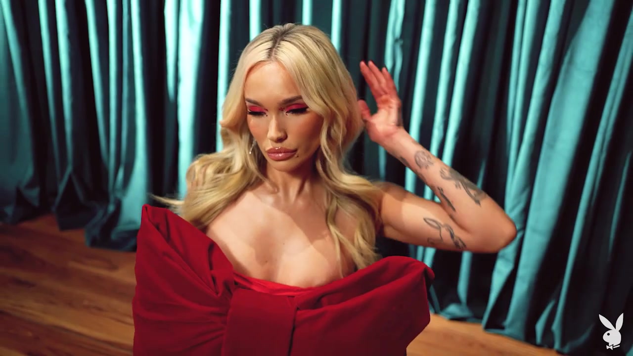 Rara Knupps in Perfect Gift - PlayboyPlus