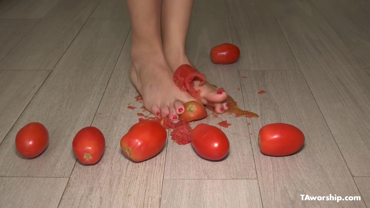 Ambers Tomato Food Foot Fetish - Taworship