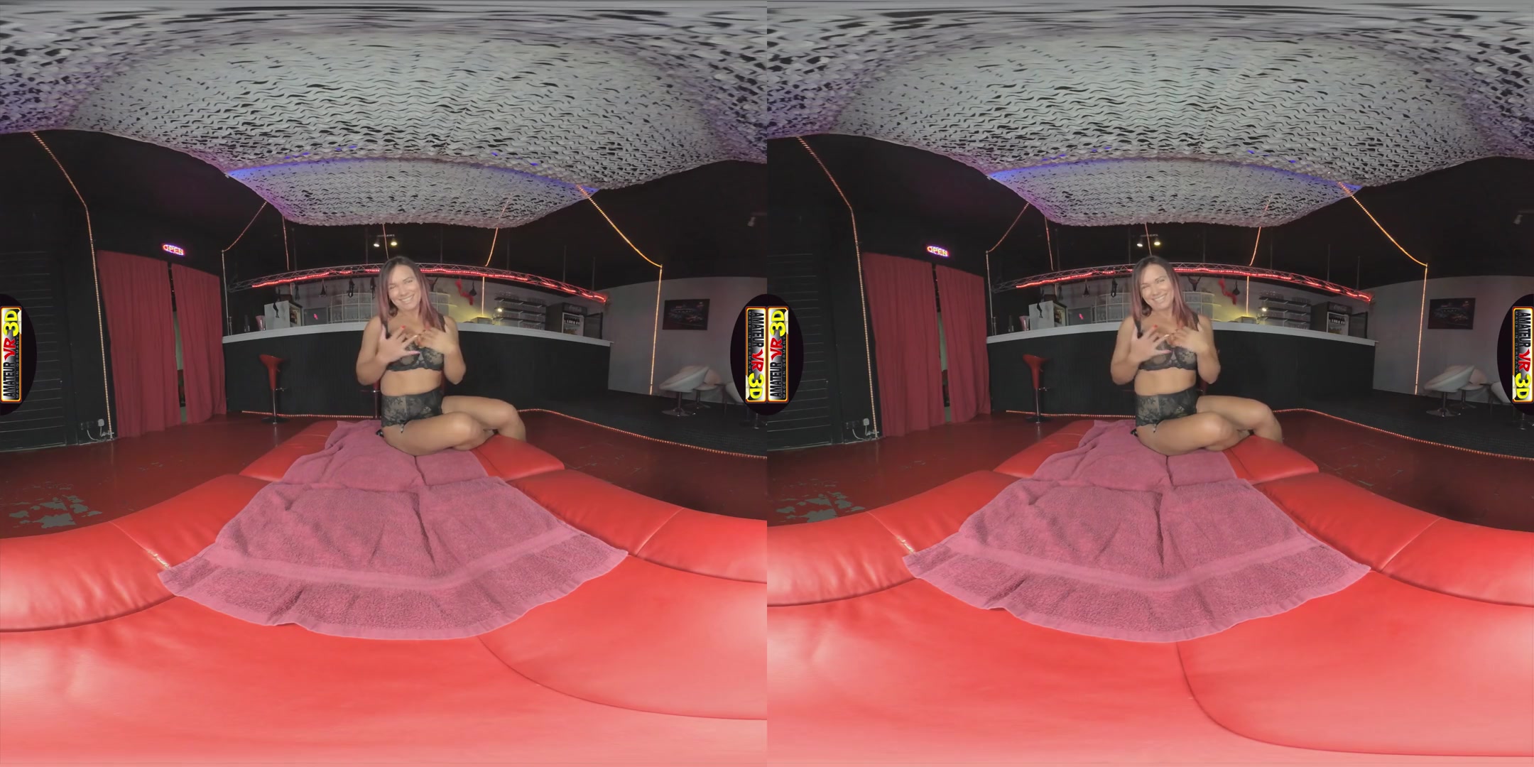 Eva - International Wet Pussy Show; Chubby Big Tits Amateur Solo