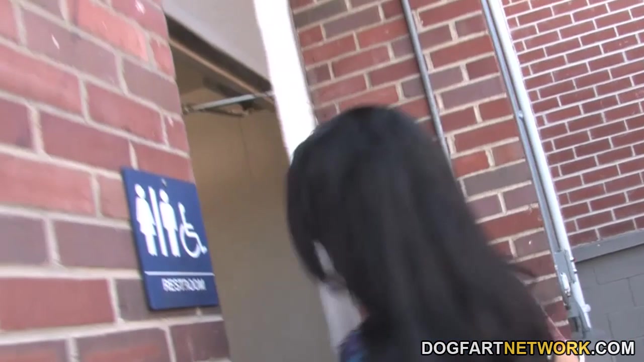 teen 18+ Lily Anderson Inhales Her First Big Black Dick - Gloryhole