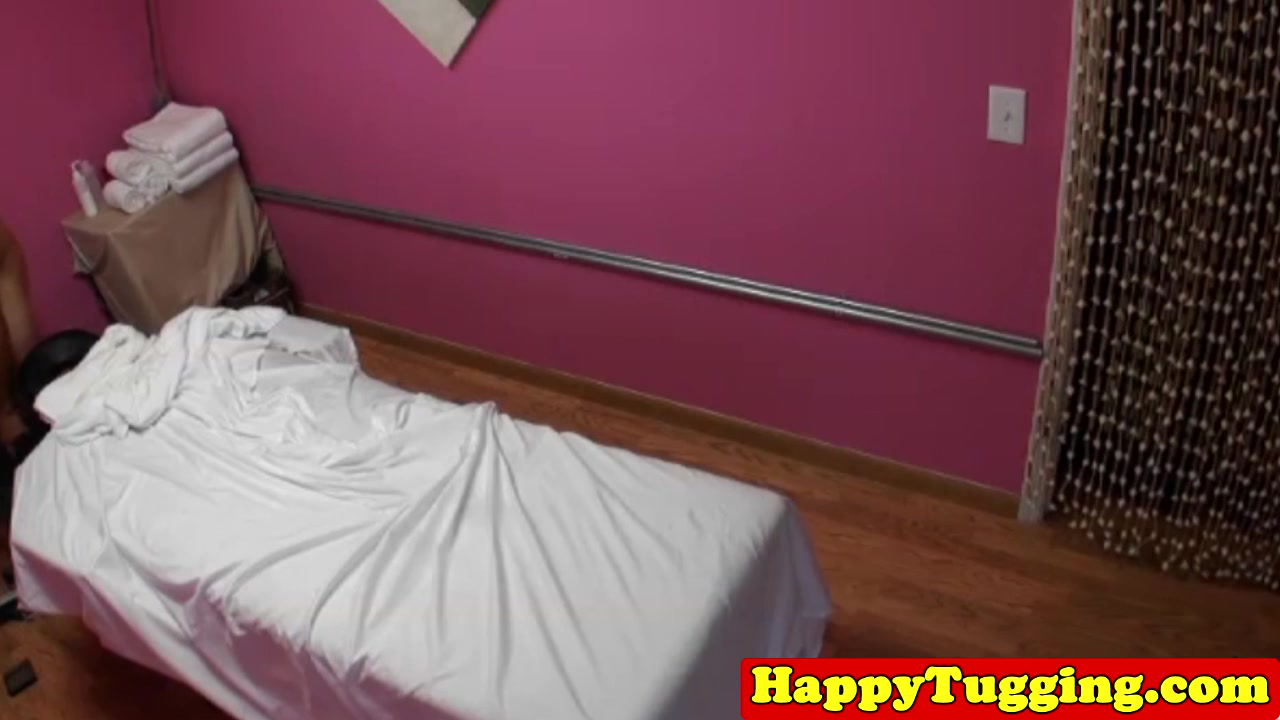 Oriental massage babe jerking and cockriding
