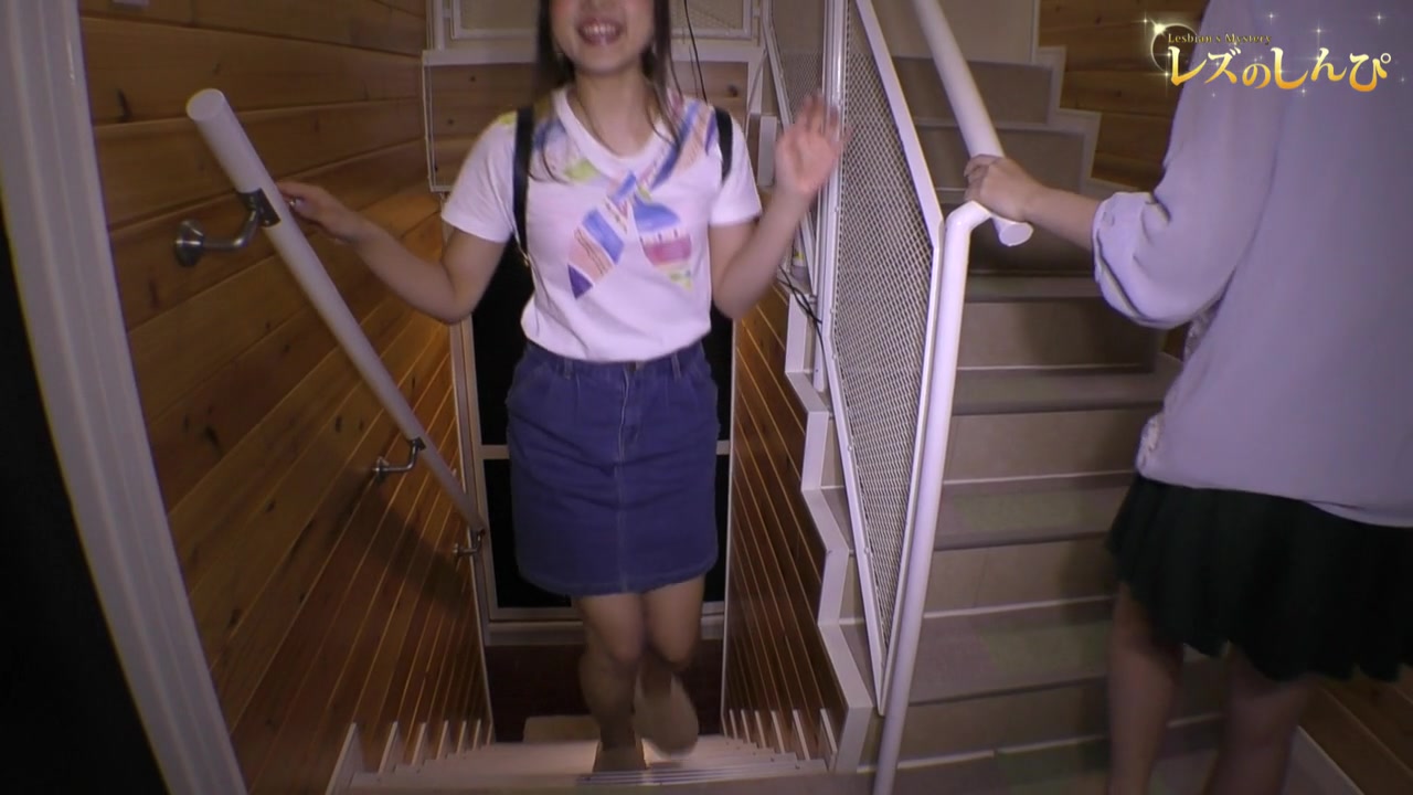 I cheated my friend and brought it. - Fetish Japanese Movies - Lesshin