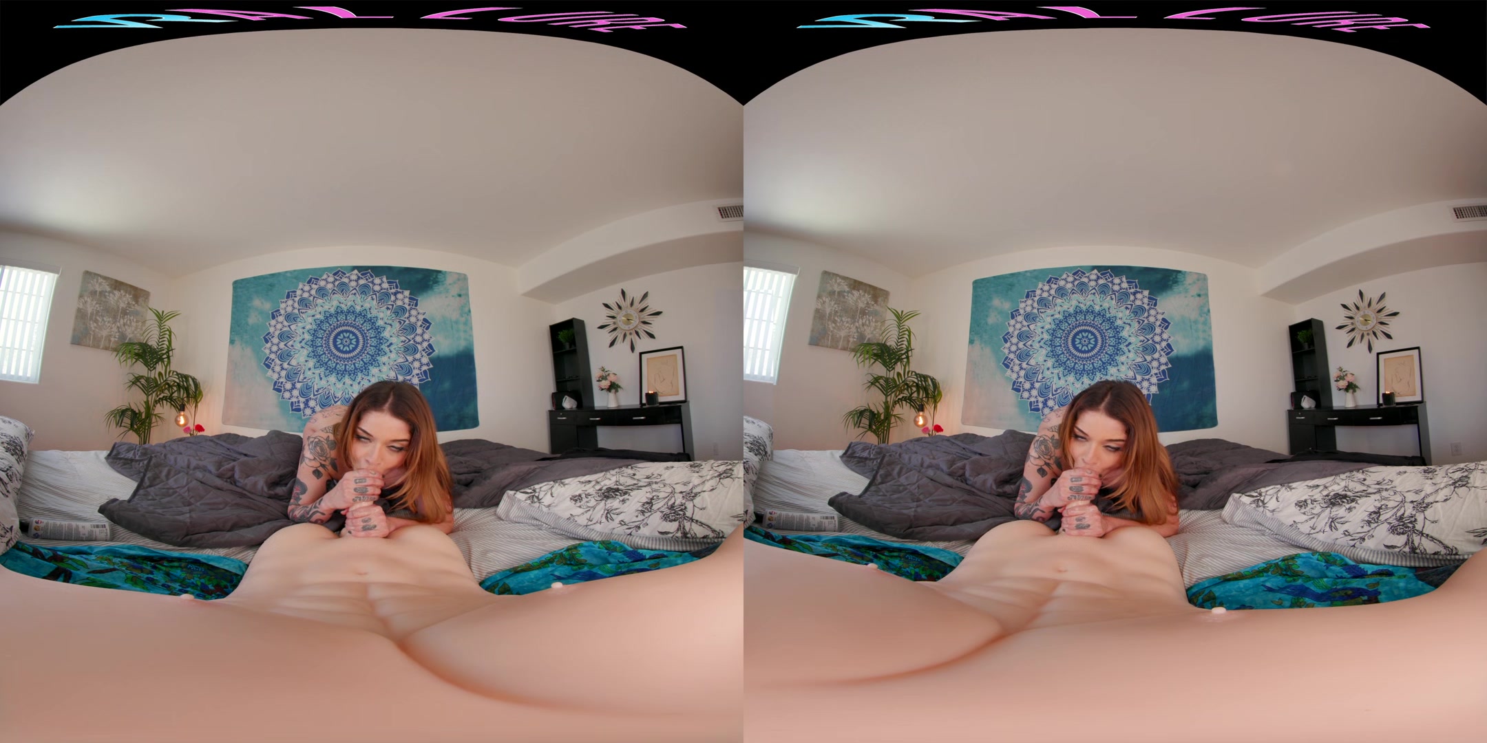 Horny tattooed Latina plays with herself in virtual reality