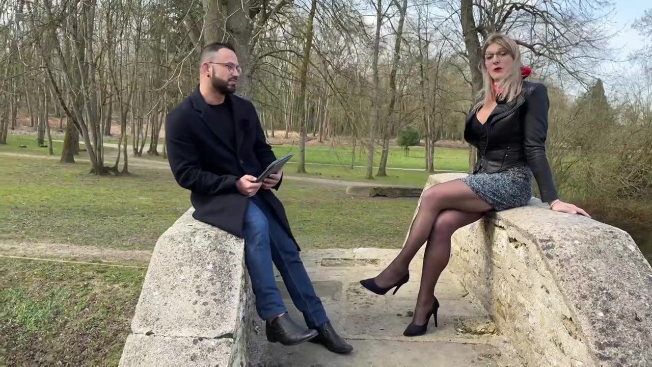 The perpetual quest for orgasm drives the beautiful Alice! - Jacquie et Michel TV