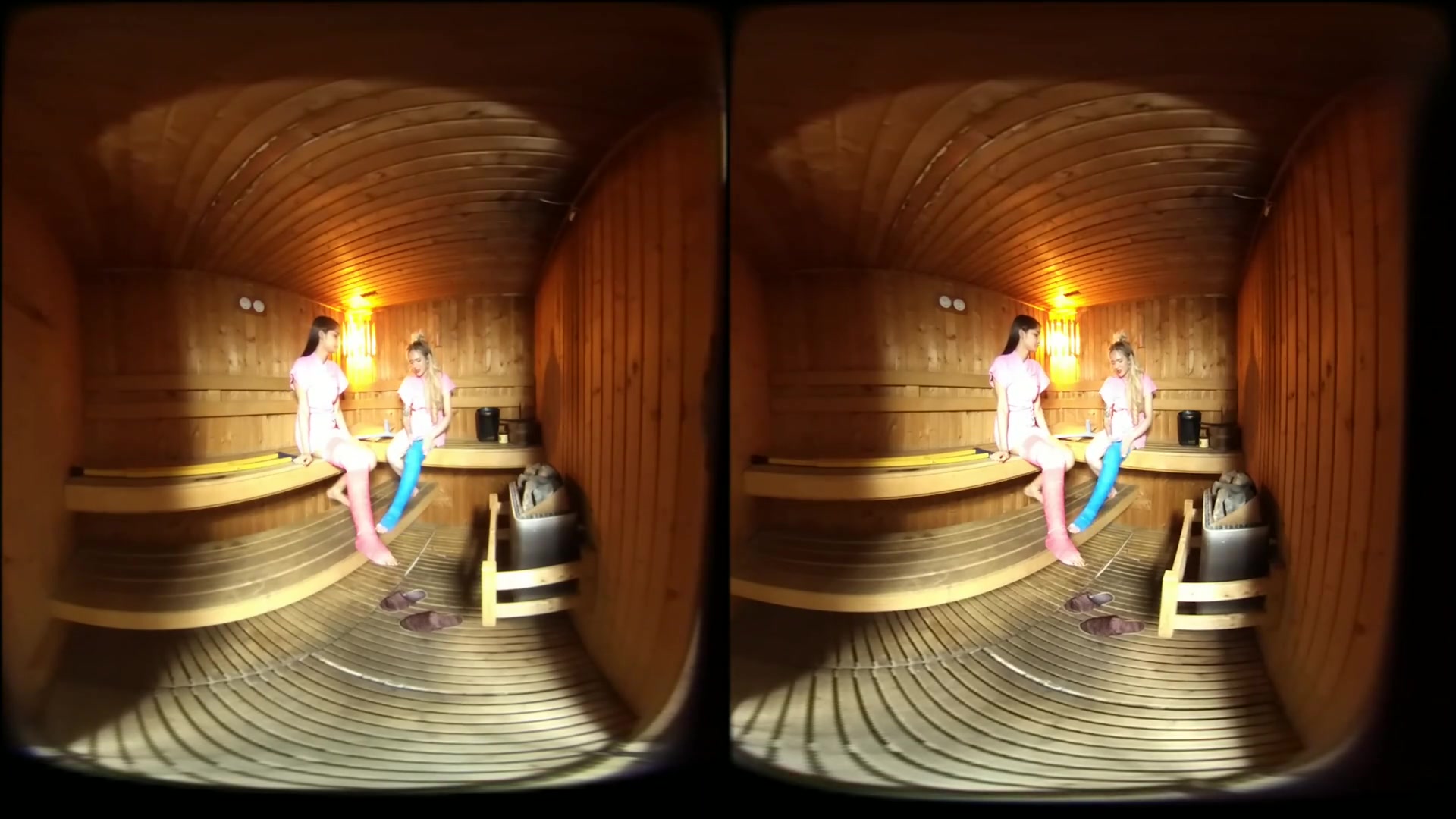 2 Girls With Long Cast Leg In Sauna - VRpussyVision
