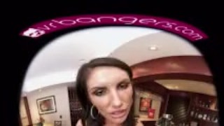 VR PORN-August Ames Give A World Class BlowJob To The Bartander