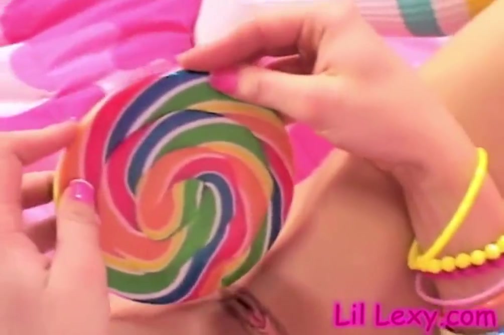 Rubbing Pussy Using Lollipop Masturbating Pussy - Lil Lexy