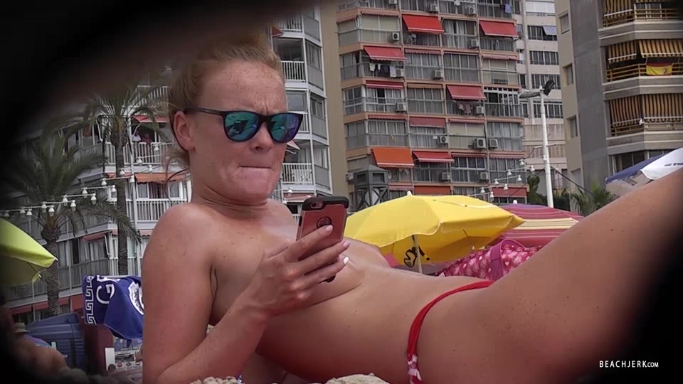 Ginger tits - BeachJerk