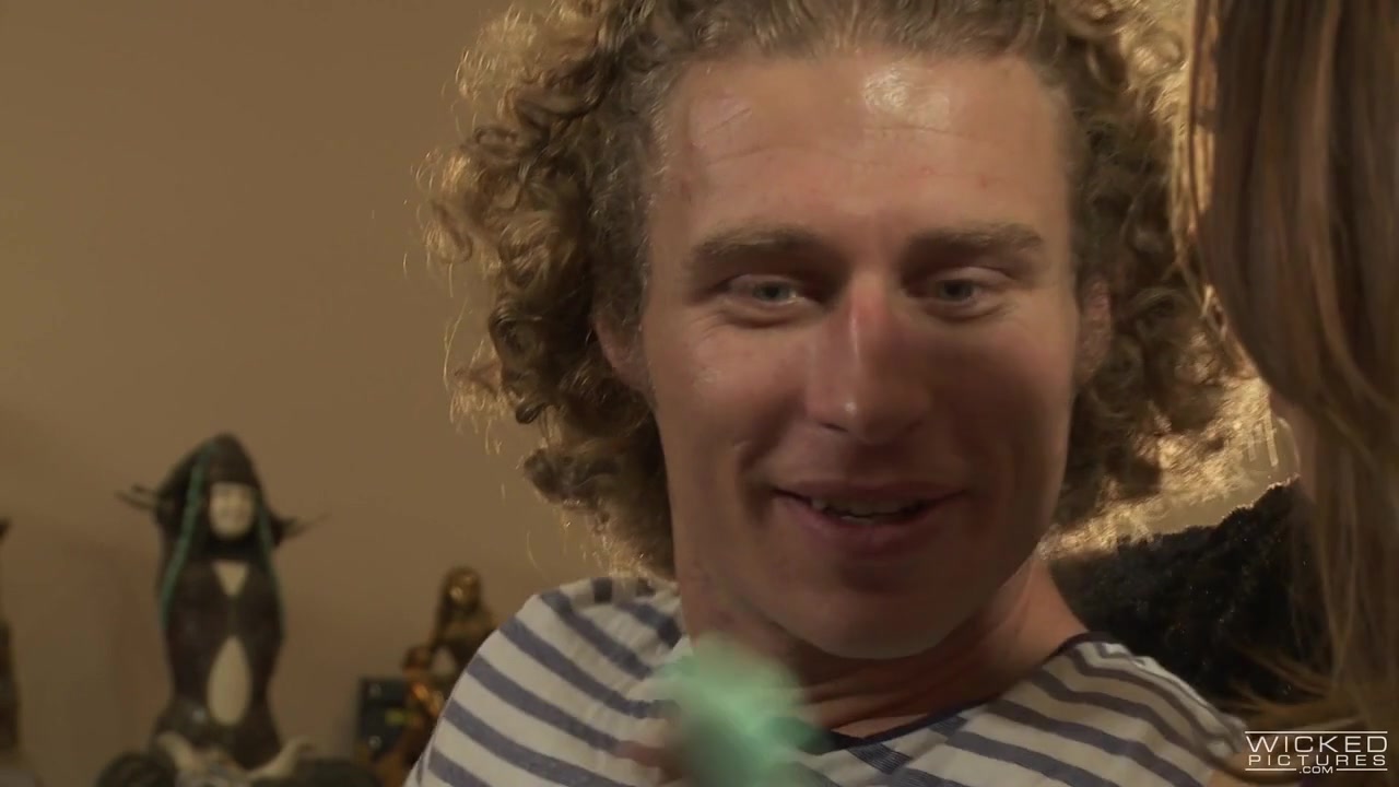 Sara Luvv In Perfect Timing, Scene 2