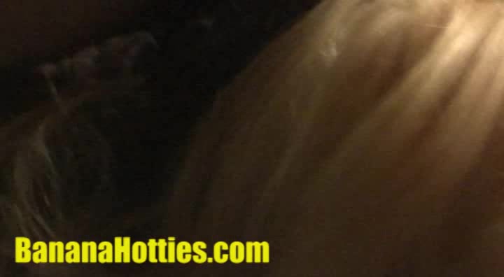 Czech girl in hard foursome at the CASTING