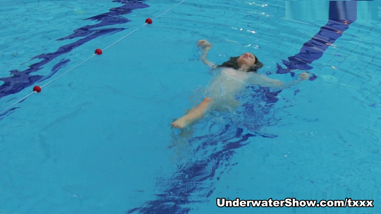UnderwaterShow Video: Soroka