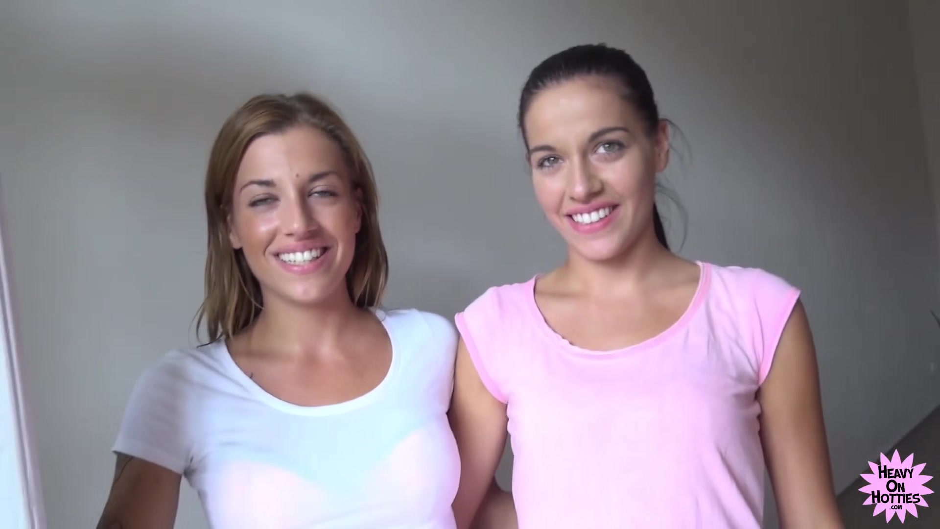 Better Than Bellas With Dellai Fake twins - HeavyOnHotties