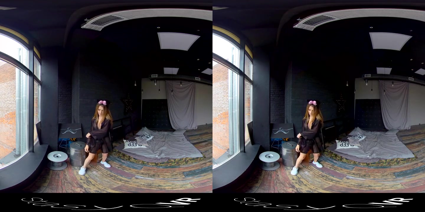 VR porn - Naughty Little Mouse - StasyQVR