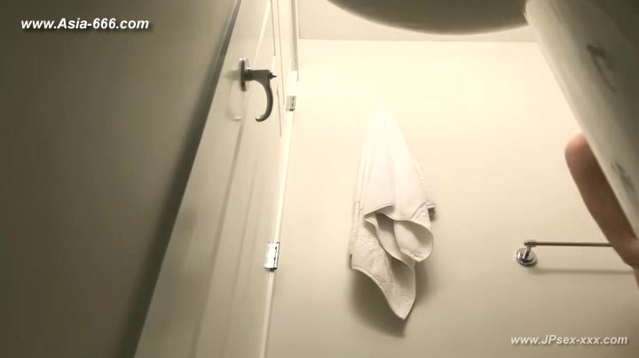 peeping blonde amateur change undies in bathroom.***