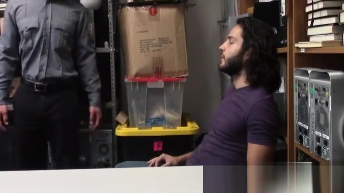 Officer fucks this beautiful young man- KINKY