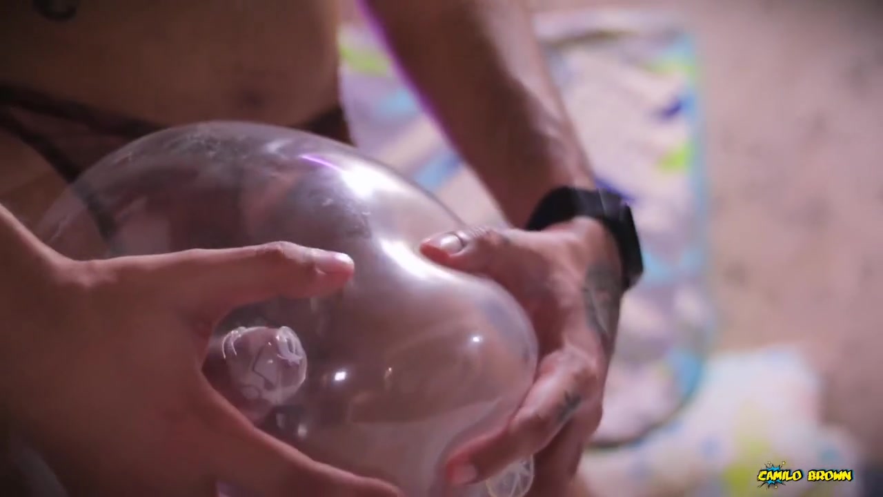 Looner Condom Popping Popping Inflated Condoms With His Big Uncut Cock And Lick His Cum - Camilo Brown