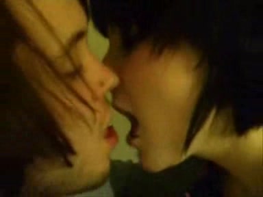 Emo girlfriend with piercings loves sucking dick