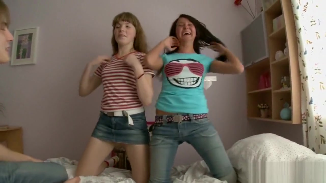 Stepsisters Love To Share