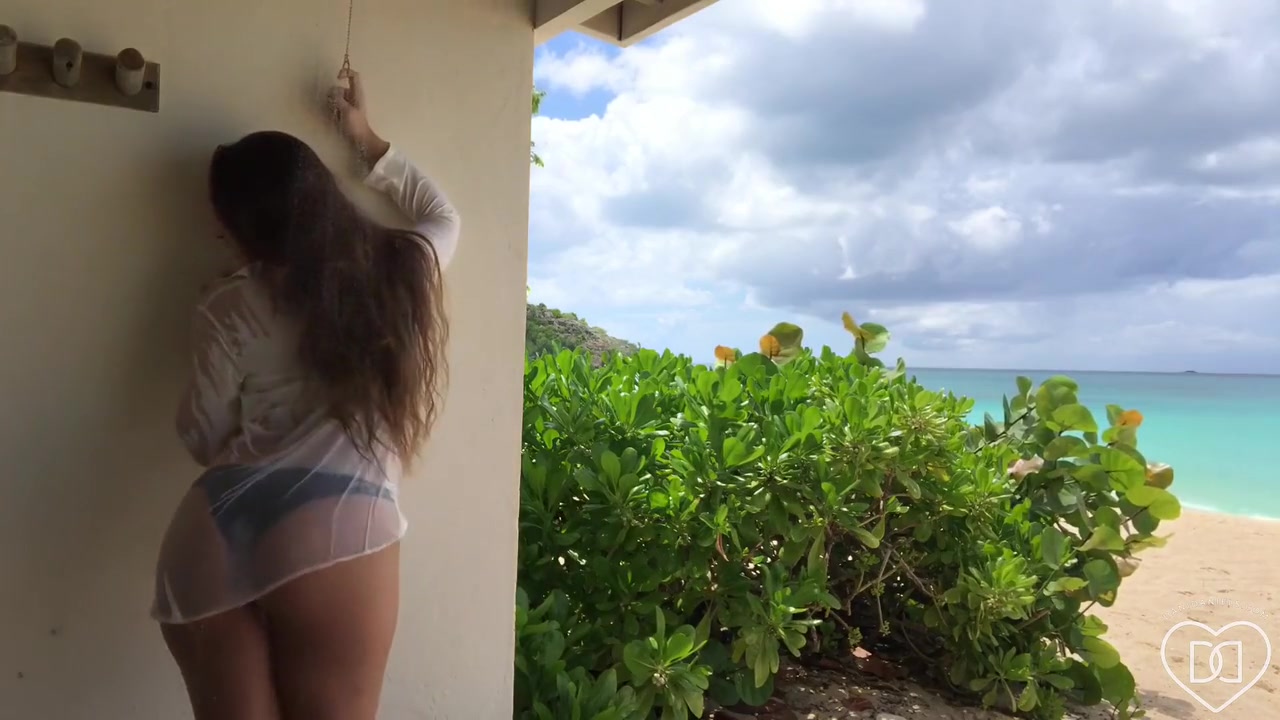Public Beach Shower Solo With Dani Daniels