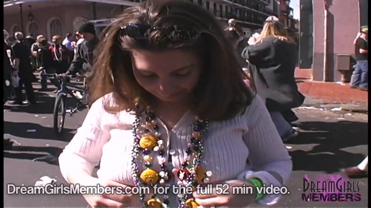 College Girls Bare Awesome Natural Tits At Mardi Gras - DreamGirlsMembers