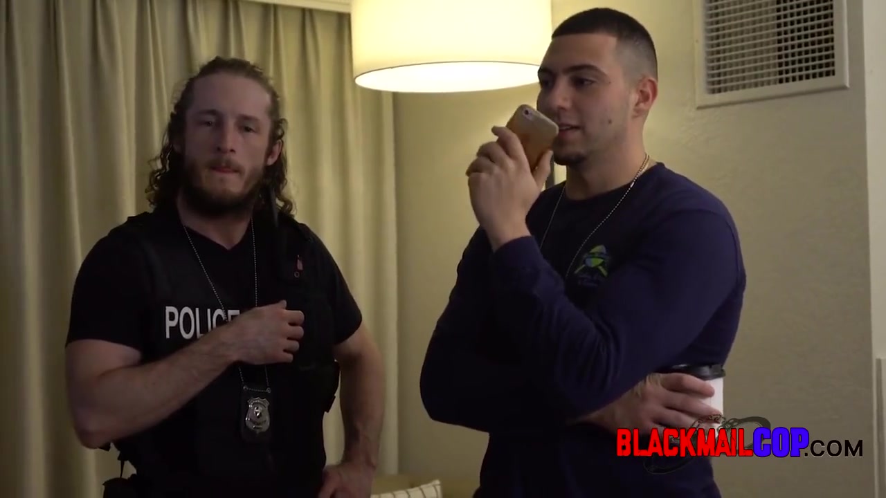 Dark Babe Gets Busted And Fucked By Horny Police Office