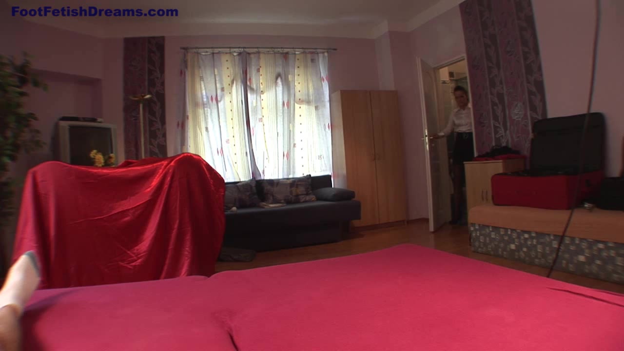 Adele FJ 23 Y/O - FootFetishDreams
