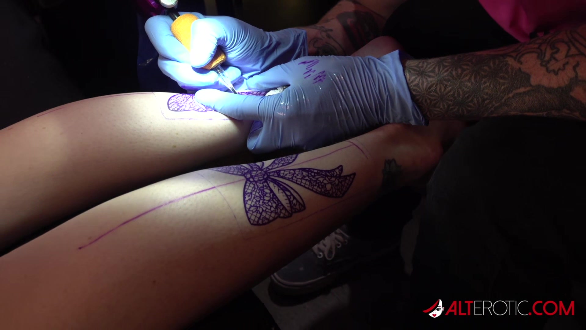 Katie Monroe gets tattooed and double dicked down