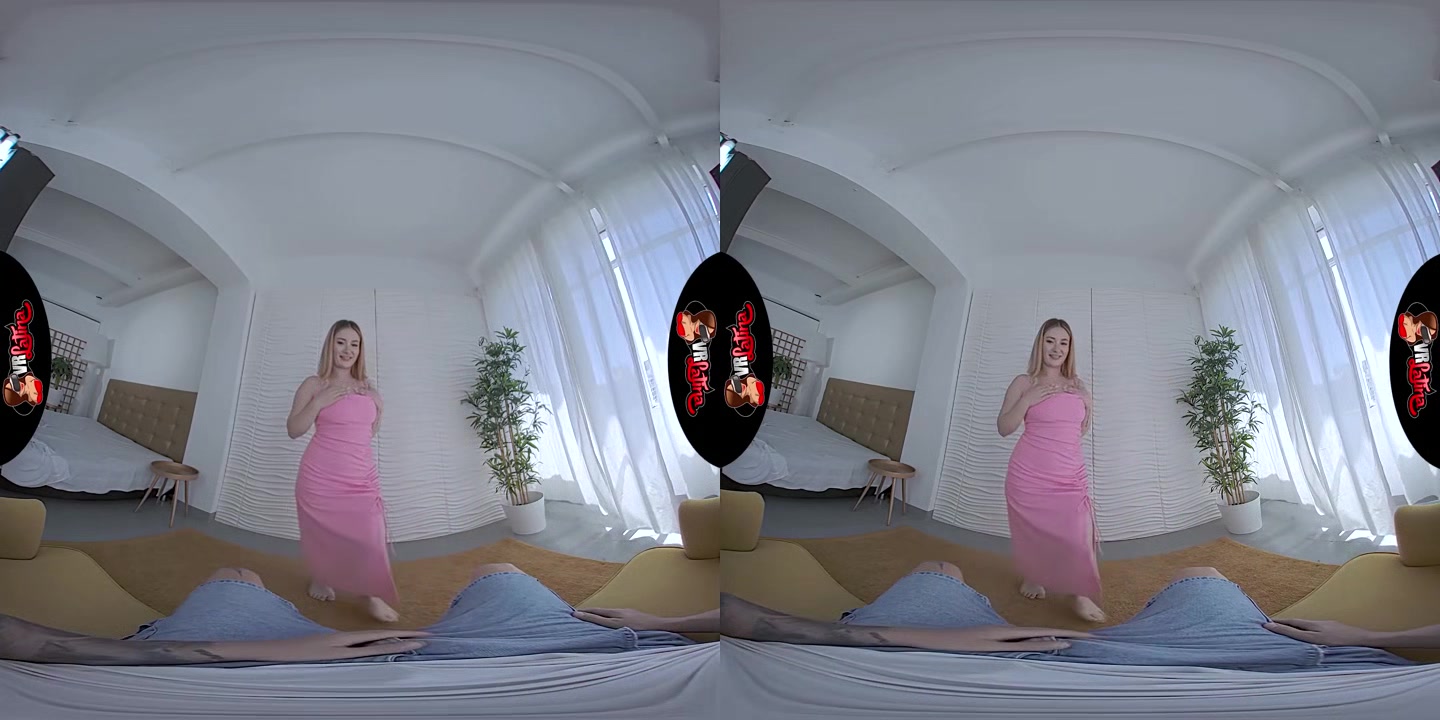 Prime Of Her Life - VRLatina