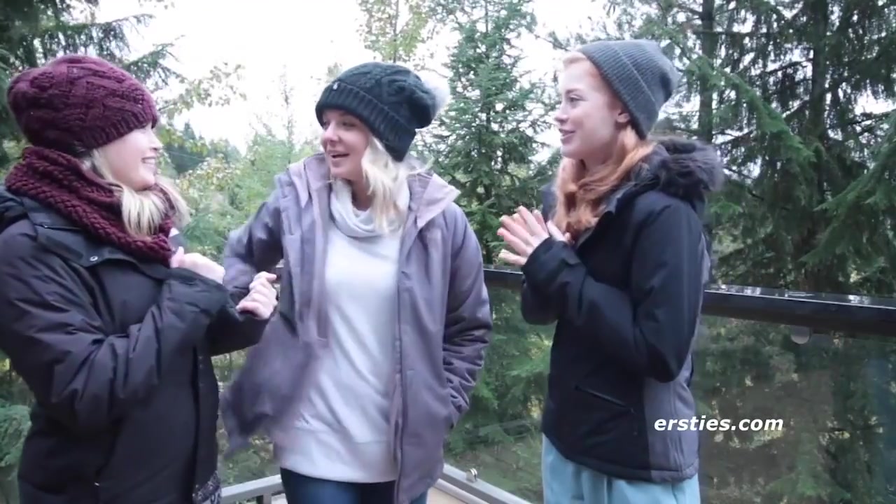 Amateur Lesbian Threesome In Scenic Mountain Hideaway!