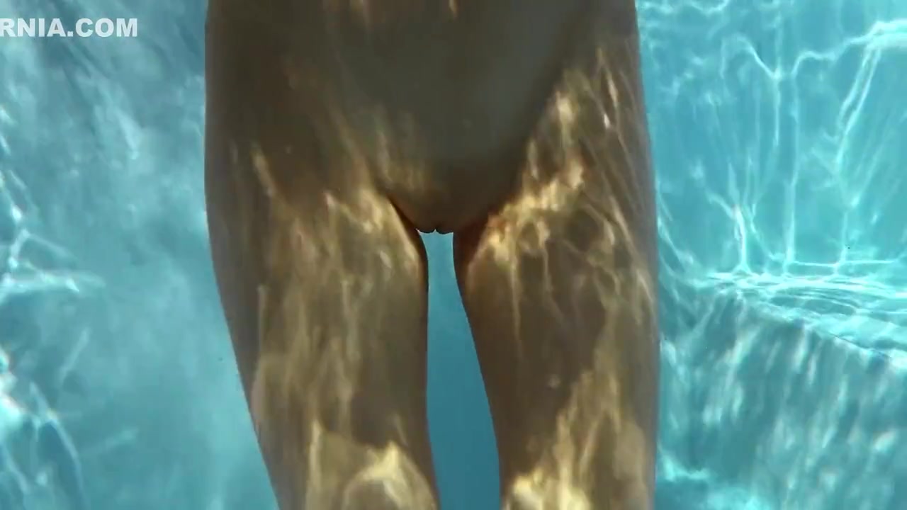 Yenifer Chacon - Very Hot Babe Pleasing To Watch