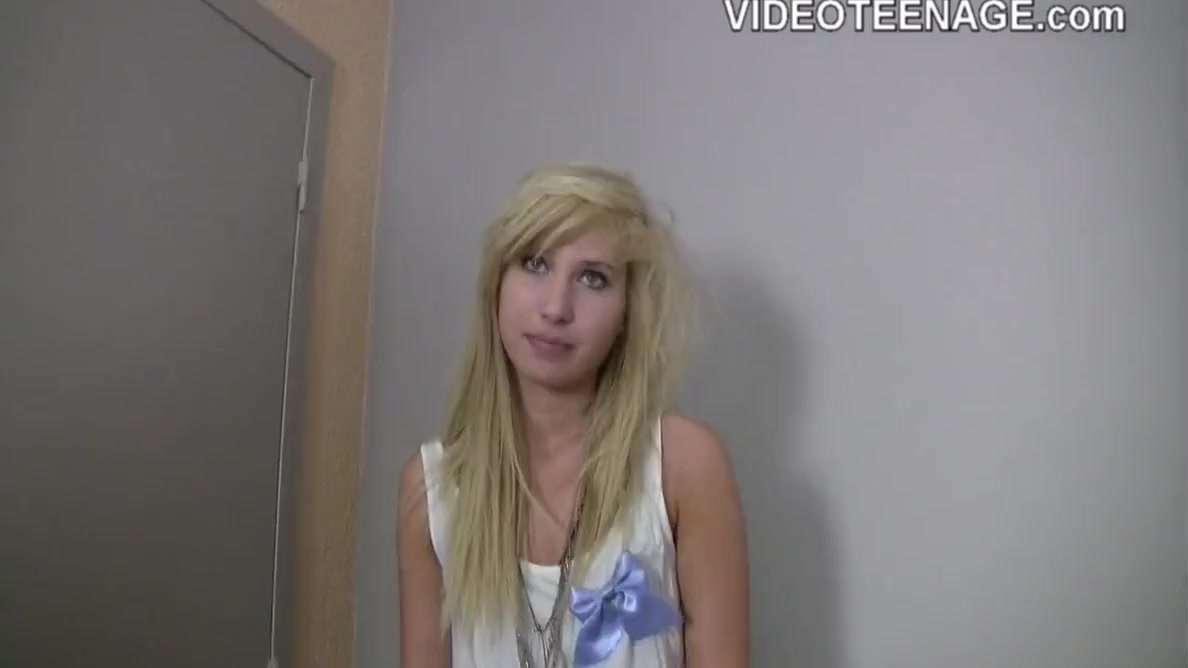 Shy Blond teen 18+’s First Nude Casting