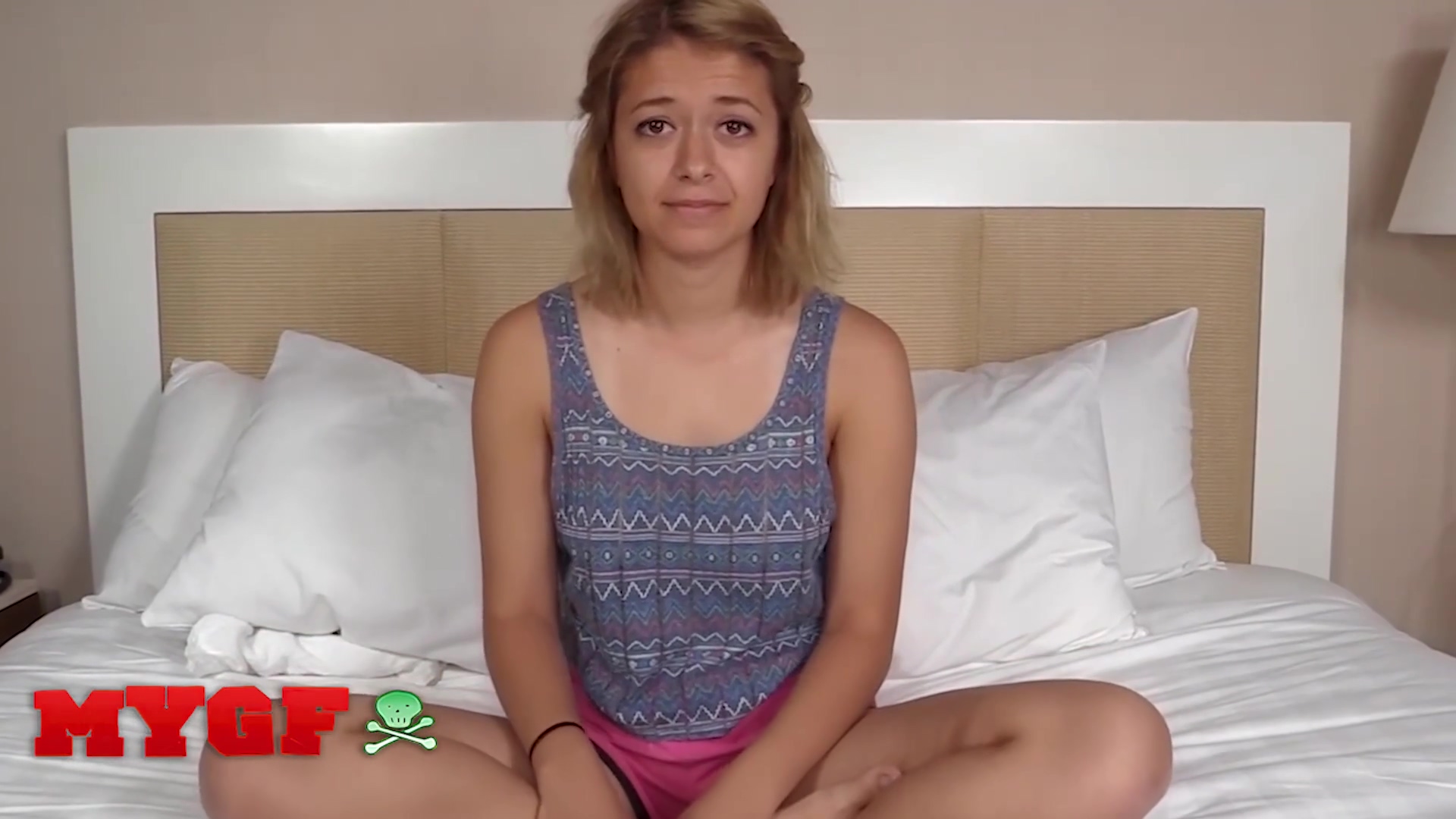 Masturbates With A Vibrator Before Its Time For Her Pussy To Be Stretched - Izzy Bell