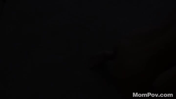 Brunette milf who likes fingering sucks a veiny hammer