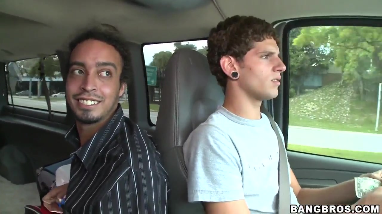 Payton Renee gets naked in bang bus