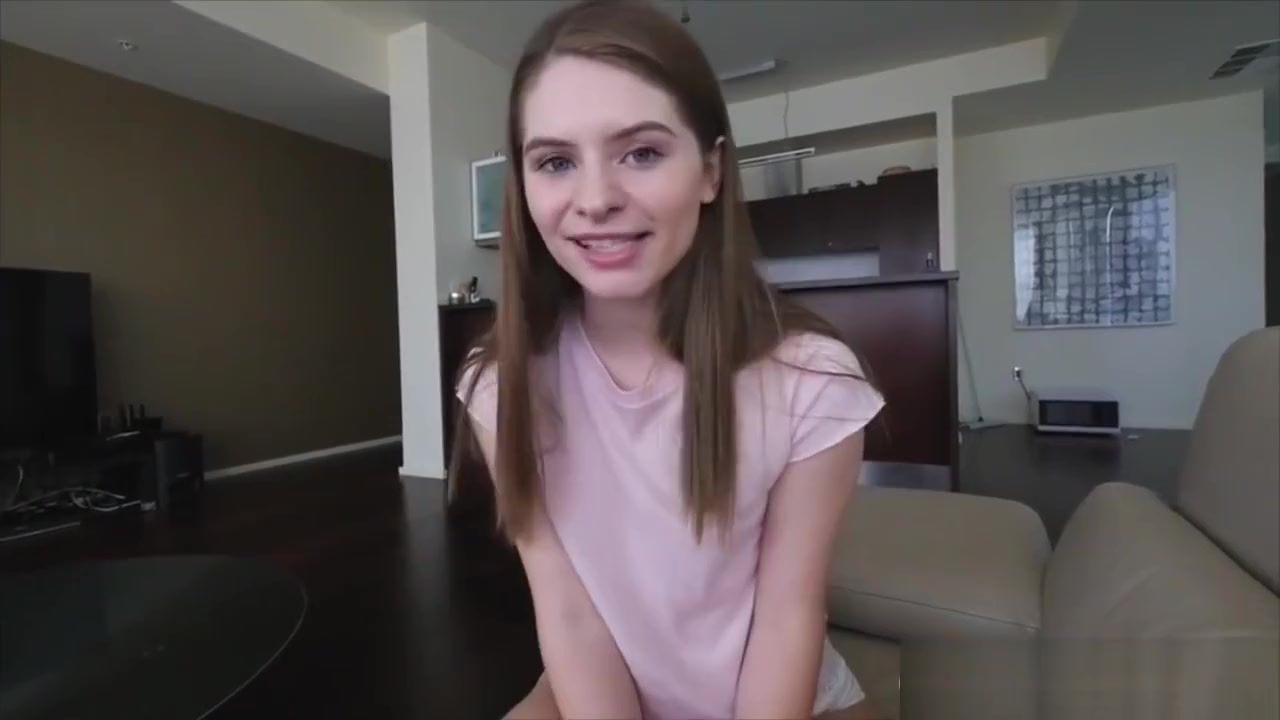 Stepsister seduces her stepbrother because she is horny