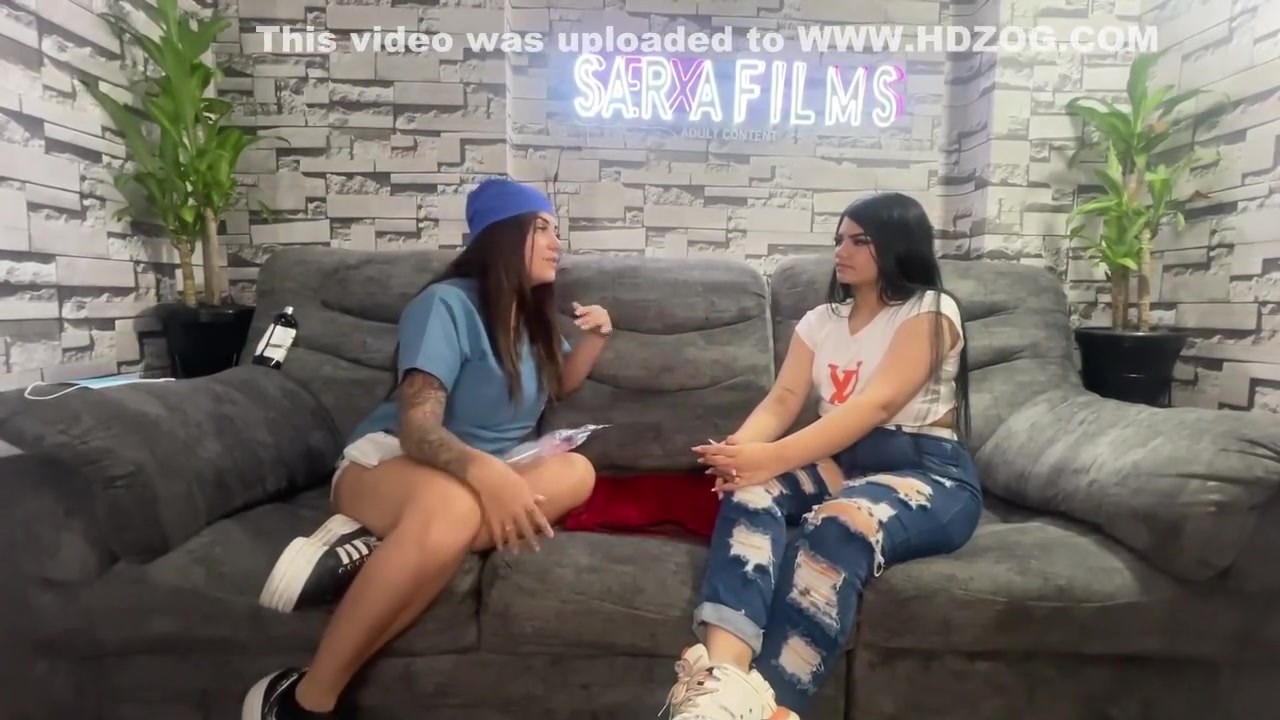 Sara Blonde - Me Realiza Un Examen Ginecologico - Mia Montielth