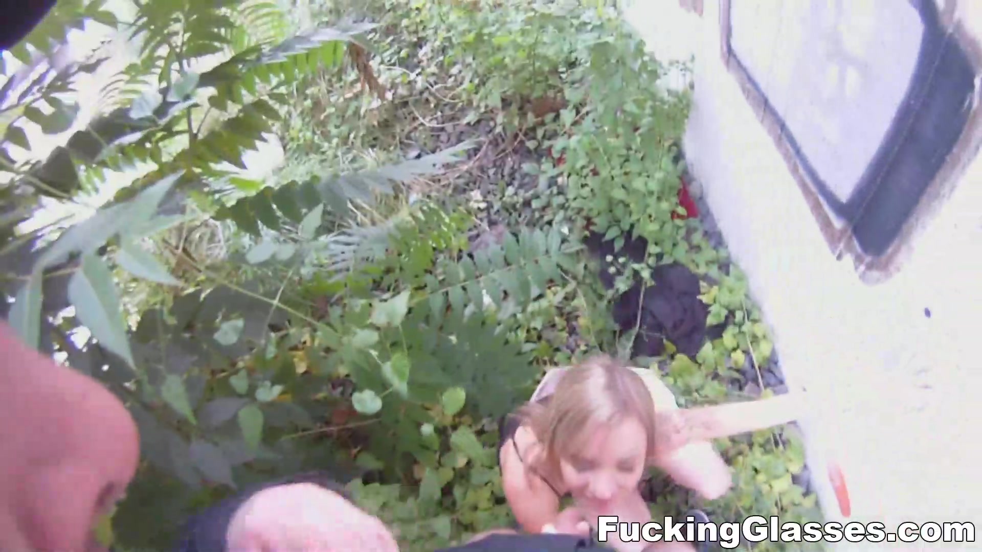 Fucking Glasses - Kelly Candy - Blonde cutie tricked into outdoor sex