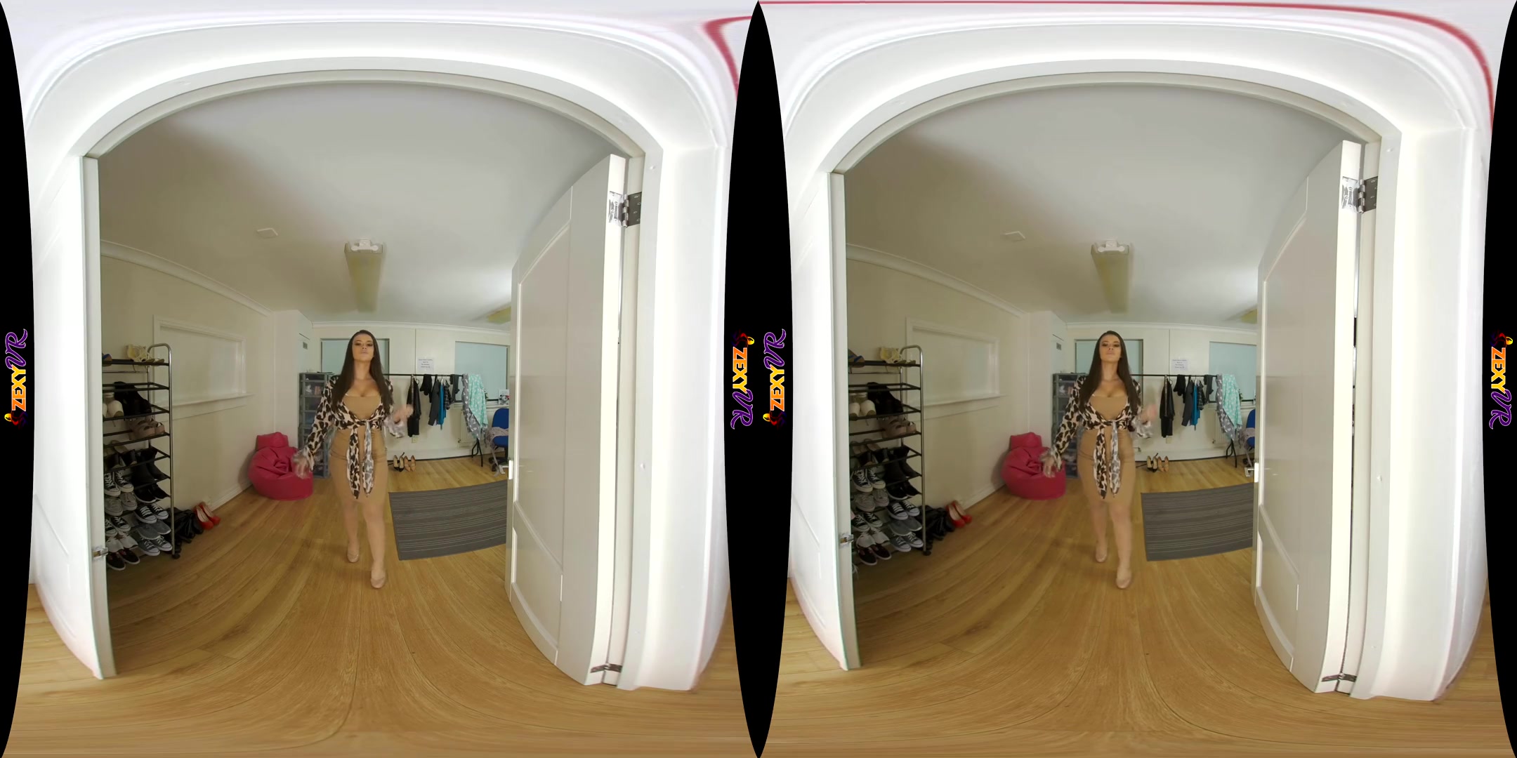 Amelia B in In Private - ZexyVR