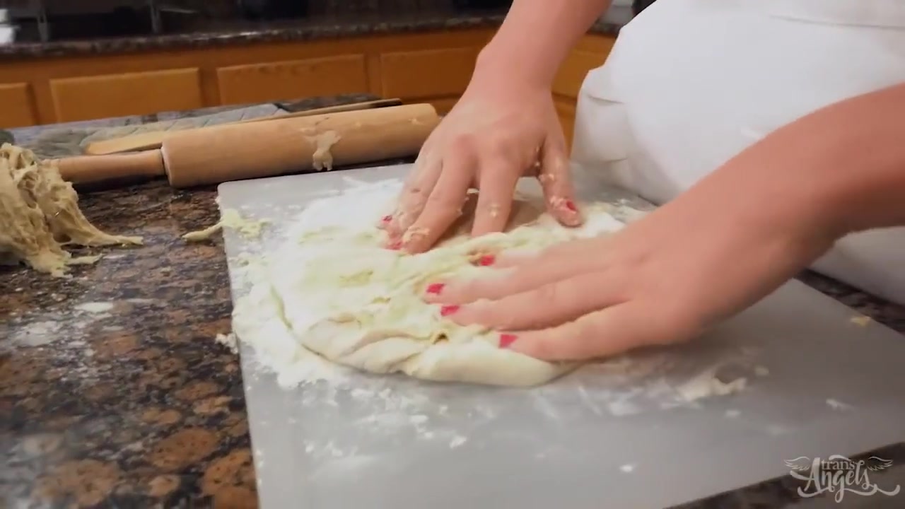 Turns Her Sweet Cake Lesson Into A Seductive Kitchen Tease With Erica Cherry