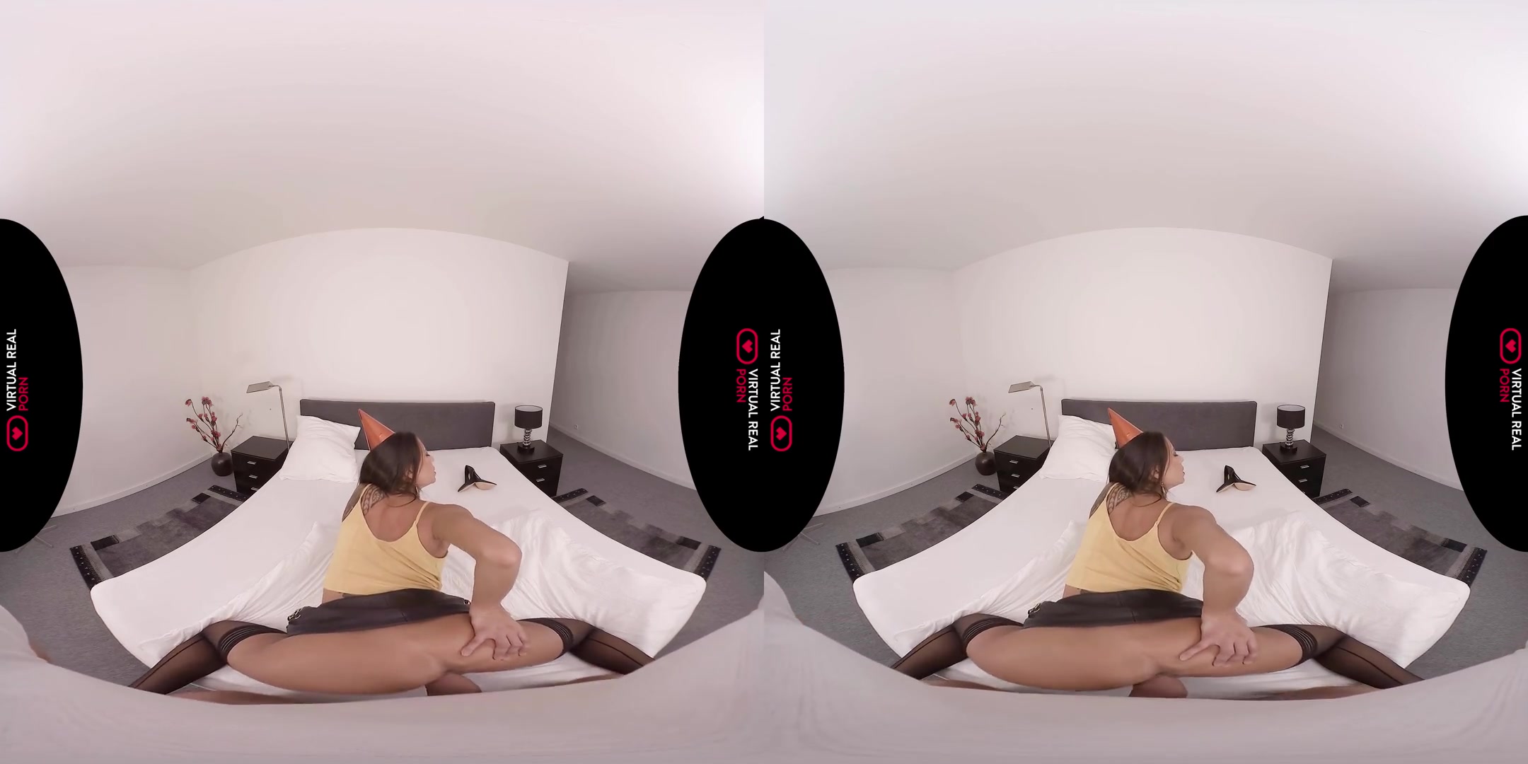 Cassie Del Isla in Give It To Me - VirtualRealPorn