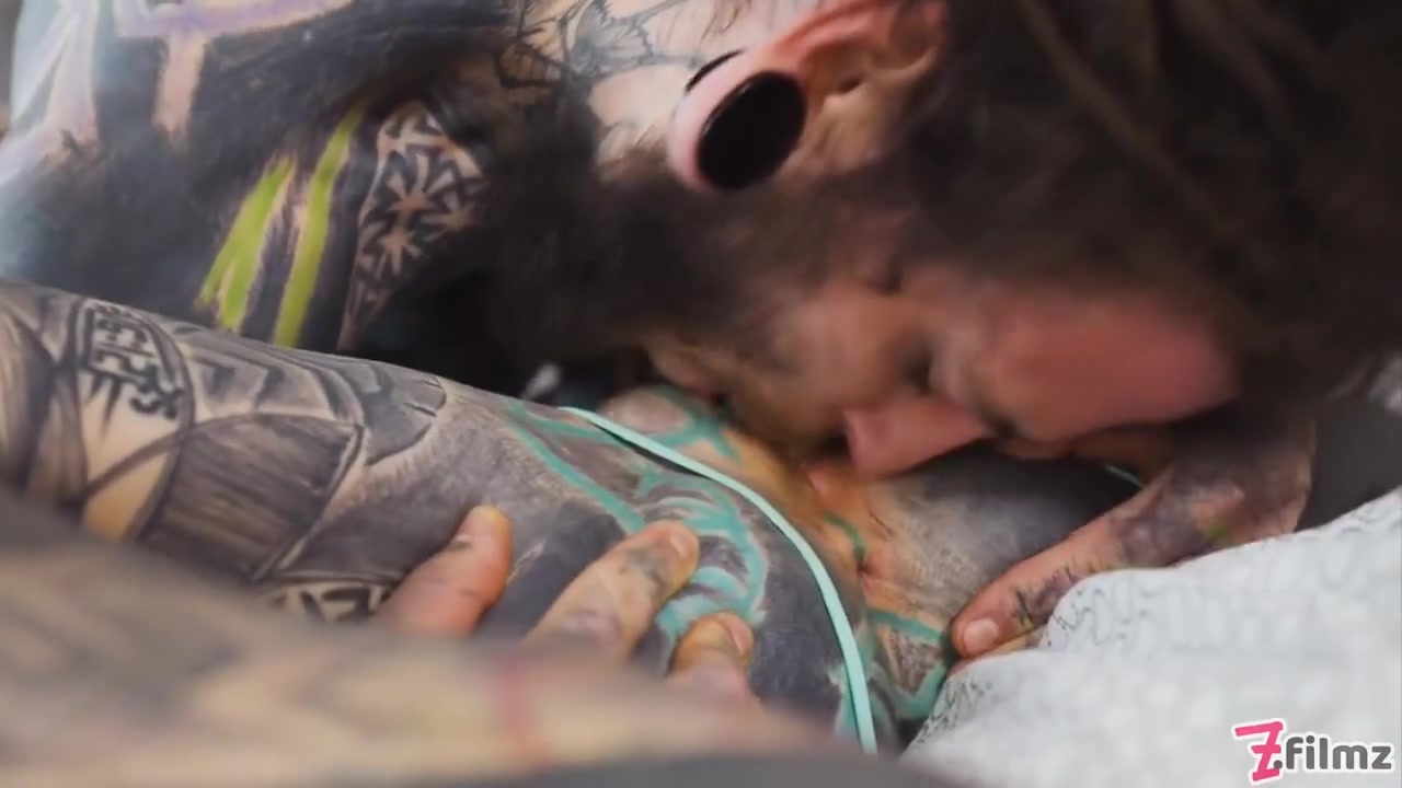 Nikolaz Zpageti - Tattooed Anuskatzz Gets Fucked Balls Deep In Her Ass