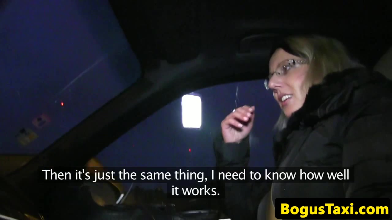 Drilled taxipassenger creampied in cab