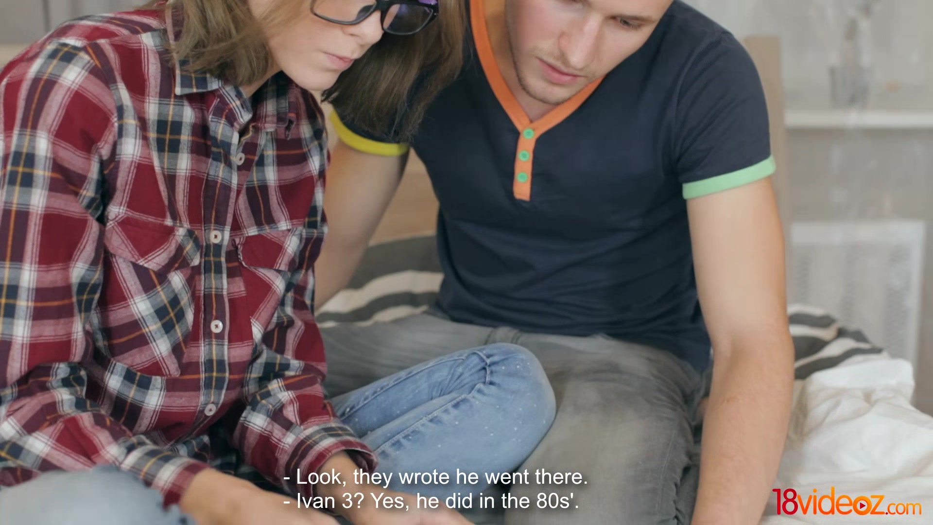 18videoz - Alice Marshall - How to seduce a nerdy teen 18+