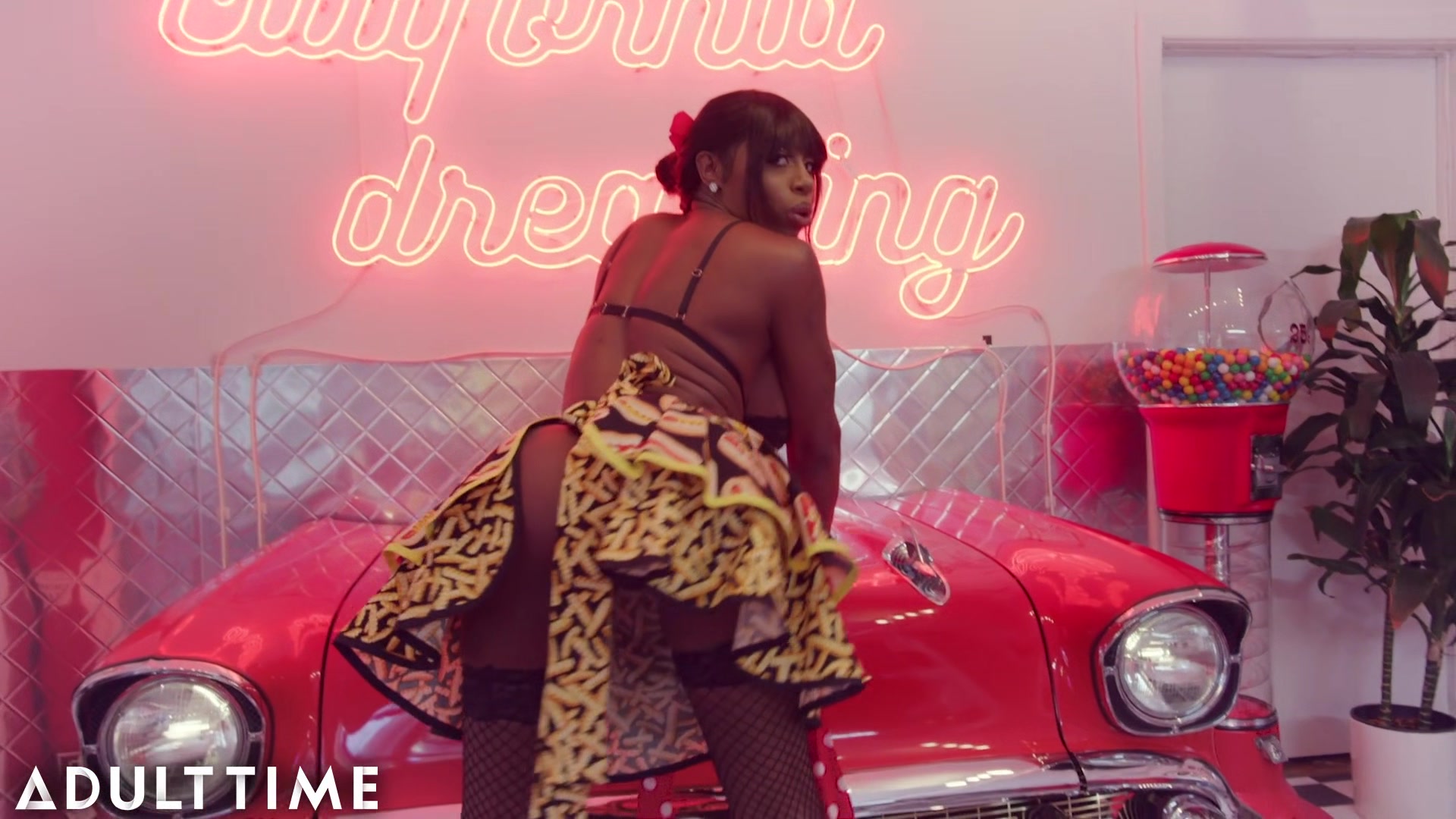 ADULT TIME - Ebony Mystique SUPER SOAKS Diner With SQUIRT While Making A Sundae!